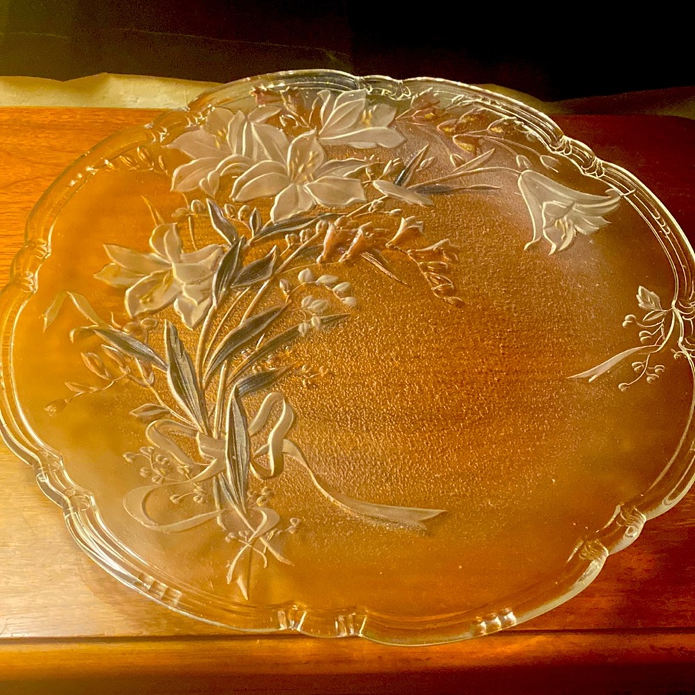 14 1/2 inch Thanksgiving Flower Serving Platter